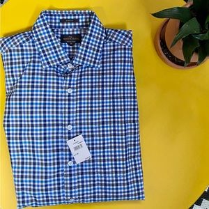 New with tags Rodd & Gunn dress shirt.